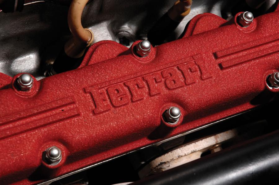  Ferrari 365 GTB/4 Daytona GR IV 1970 года  (фото 20 из 32)